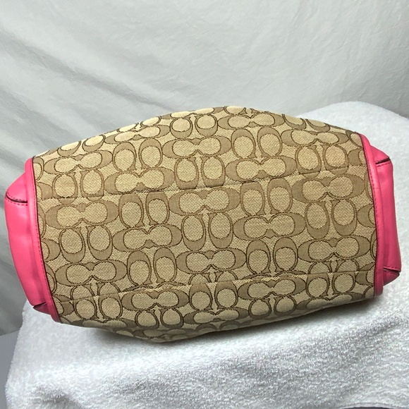 Coach Signature Phoebe Shoulder Bag - Picture 8 of 16